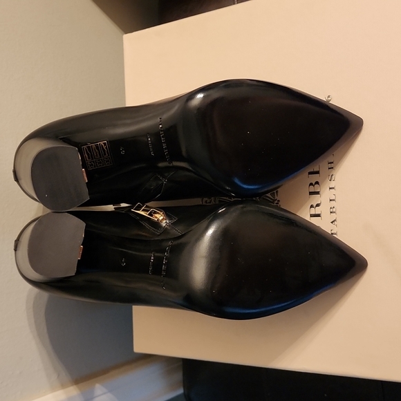 Burberry Booties - Picture 5 of 9